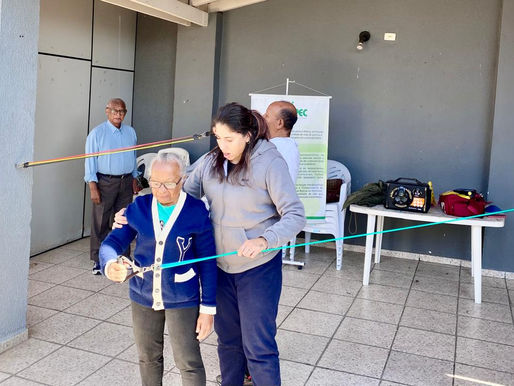 Salto – Atendidas pela ABRAPEC participaram de aula funcional.