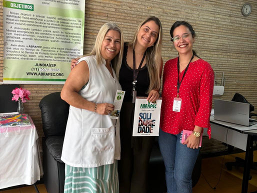 Jundiaí – Representantes da Empresa Liz Lingerie visitaram a unidade da ABRAPEC.