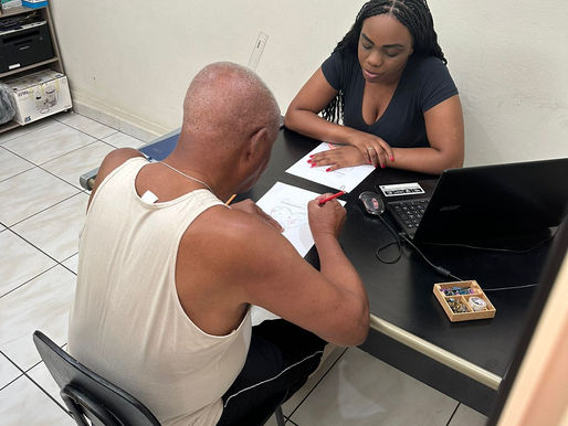 Salto – Atividade fortalecendo a memória e coordenação motora tem o objetivo da melhora das habilidades das pessoas atendidas pela ABRAPEC.