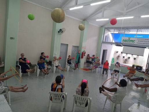 São João da Boa Vista – Atendidos pela ABRAPEC participam de atividade de Pilates.