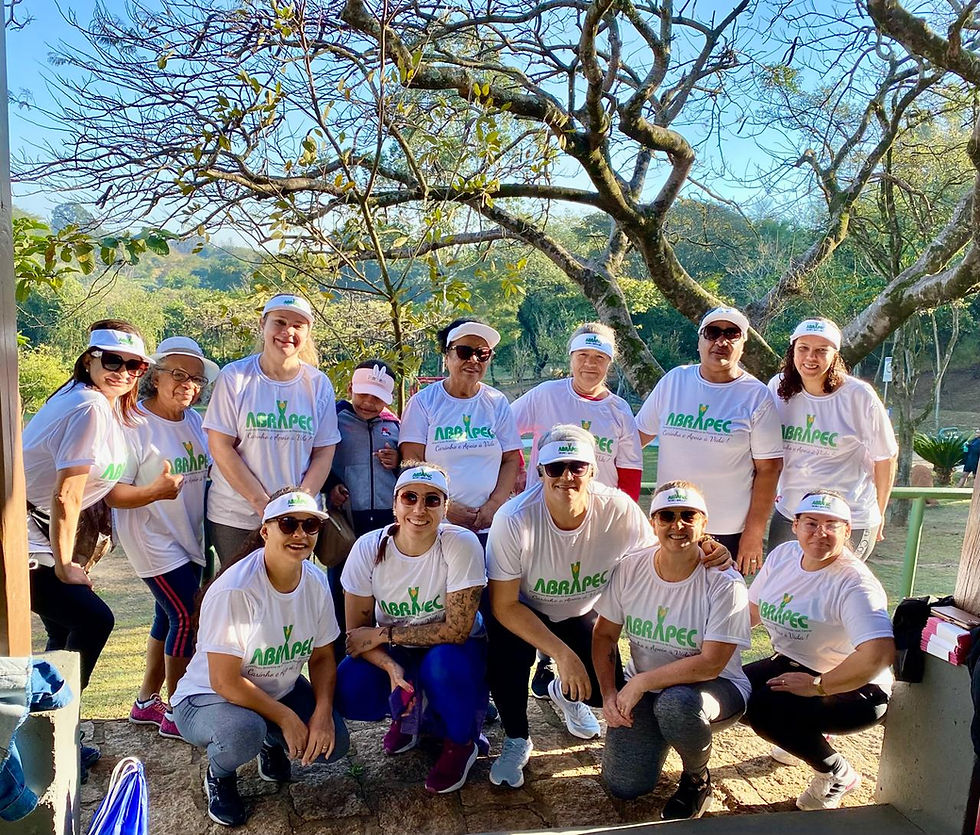Salto – Mulheres atendidas pela ABRAPEC participam de evento voltado à saúde e bem-estar no Parque do Lago.