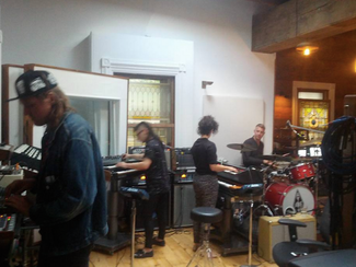 SKRILLEX Y DIPLO TRABAJAN CON MIEMBROS DE ARCADE FIRE EN UN POSIBLE LP