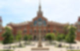 Hospital Sant Pau is one of the best wedding venues in Barcelona. The modernist building is a very special place to celebrate your wedding in Barcelona.