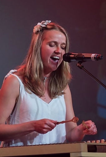 Magdalena Atkinson | Interactive Concerts | Music Workshops | Music Albums
