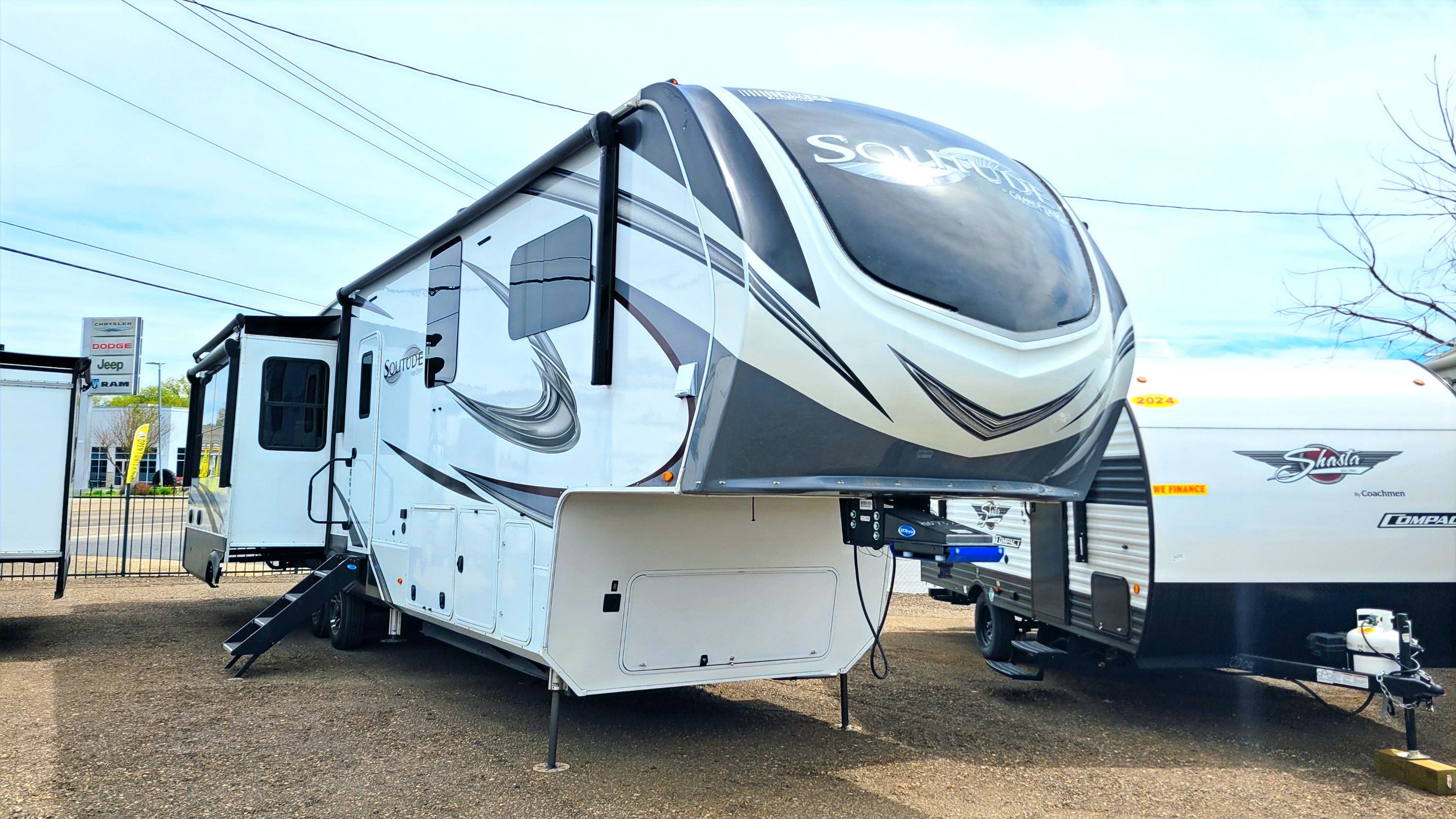 2022 Solitude M-378MBS