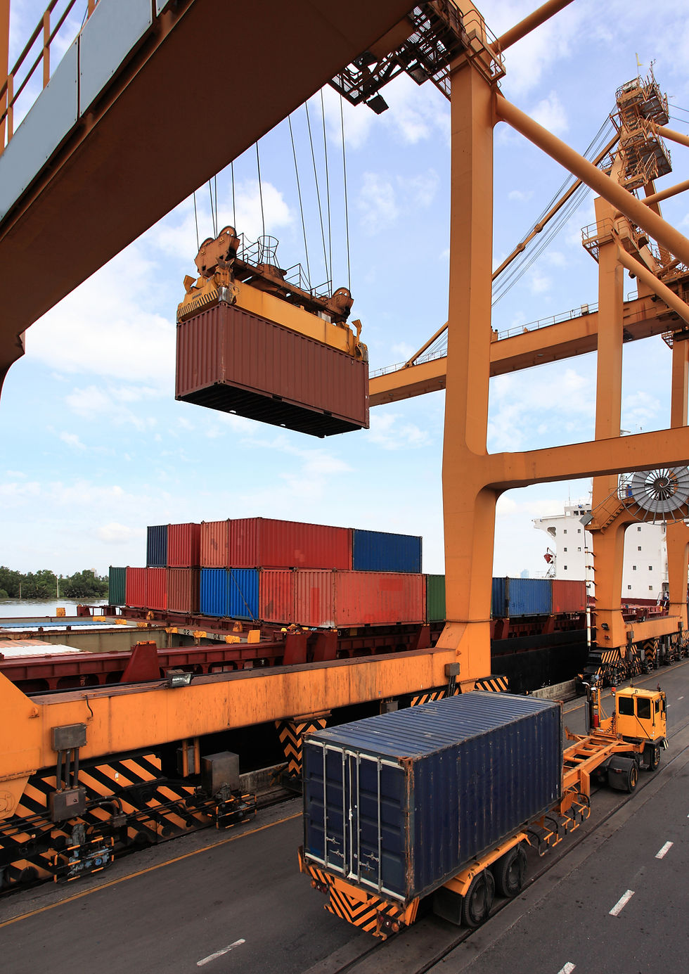business-logistics-concept-container-cargo.jpg