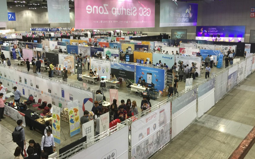 Miniaturbild: Extruss exhibition stand truss  150