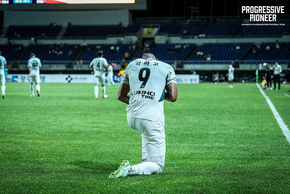 Orobó is one of the most valuable players of Gustavo Poyet's squad. Credit: Jeonbuk Hyundai on Facebook