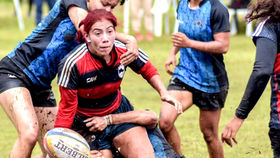 Angela Alzate, una vida dedicada a Rhinos y el rugby
