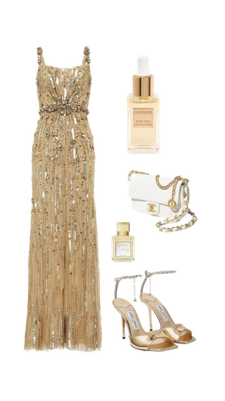 Gold Glam Night: Beauty in every stroke.