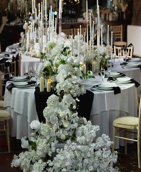 CASCADING FLORAL WEDDING TABLE