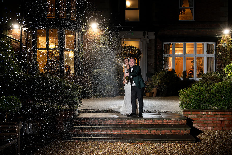 Ian & Steph, Winter Wedding photography at Ashfield House, Standish