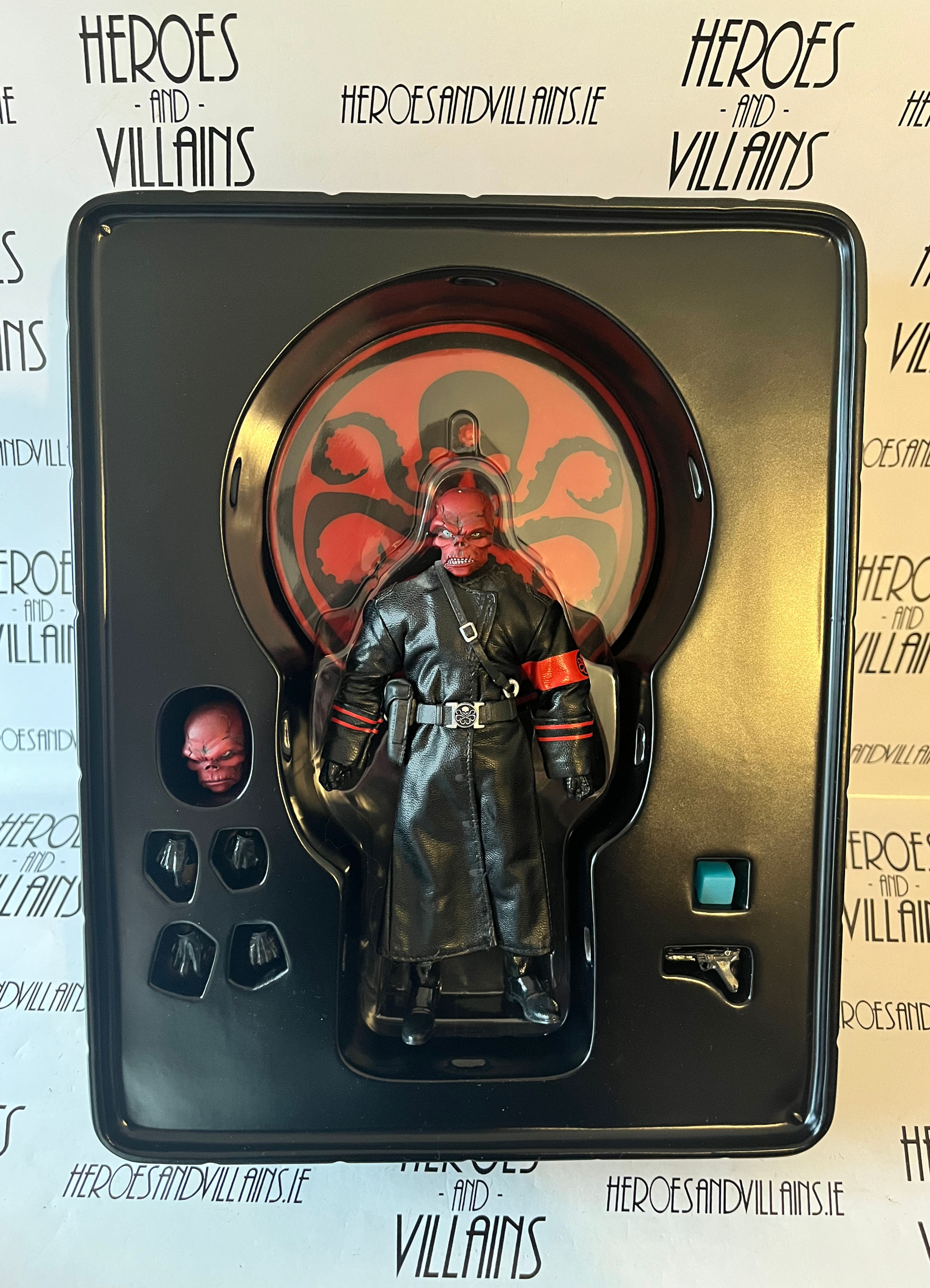 MARVEL ONE 12 COLLECTIVE RED SKULL (MEZCO 2017)