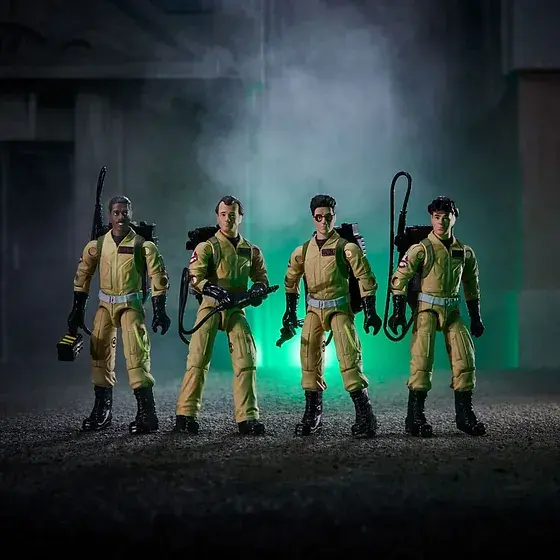 Miniature : GHOSTBUSTERS PLASMA SERIES 3 3/4” ECTO-1  and GHOSTBUSTERS (HASBRO 2024)