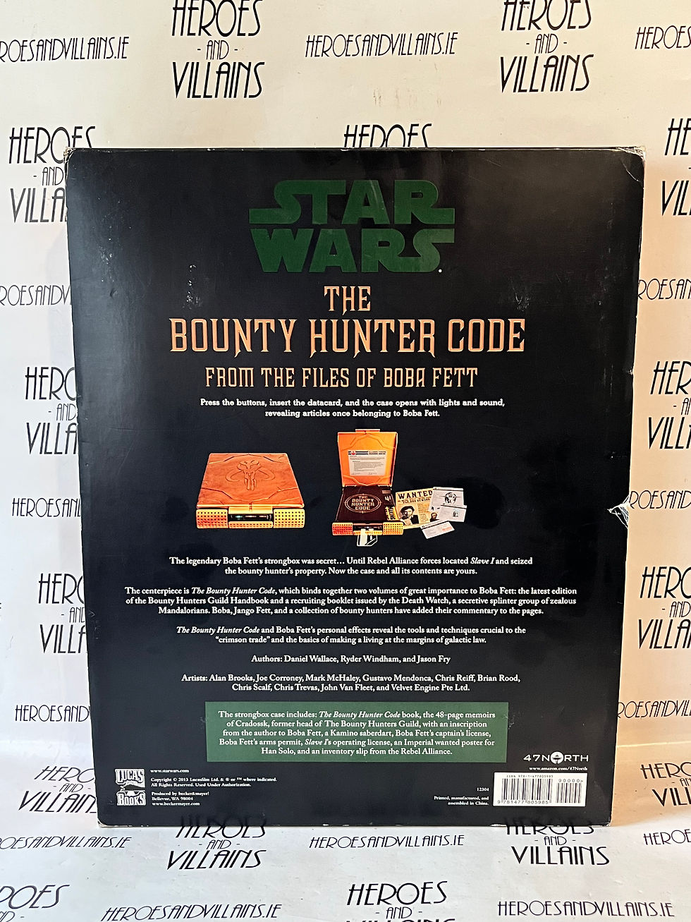 Miniatura: STAR WARS THE BOUNTY HUNTER CODE FROM THE FILES OF BOBA FETT COLLECTORS VAULT ED