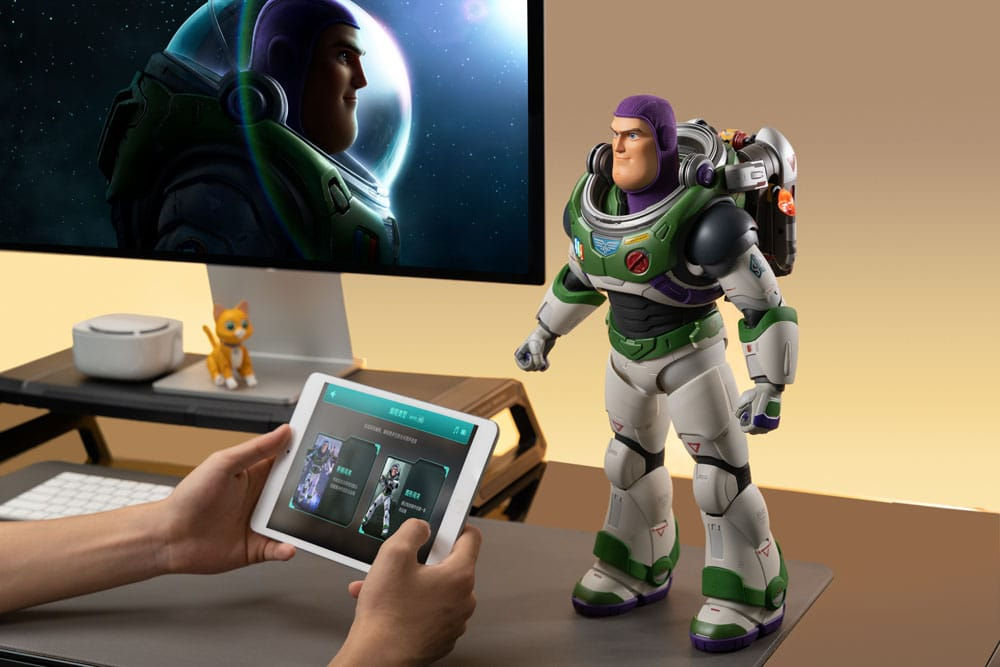 BUZZ LIGHTYEAR INTERACTIVE ROBOT INFINITY PACK (ROBOSEN 2024)