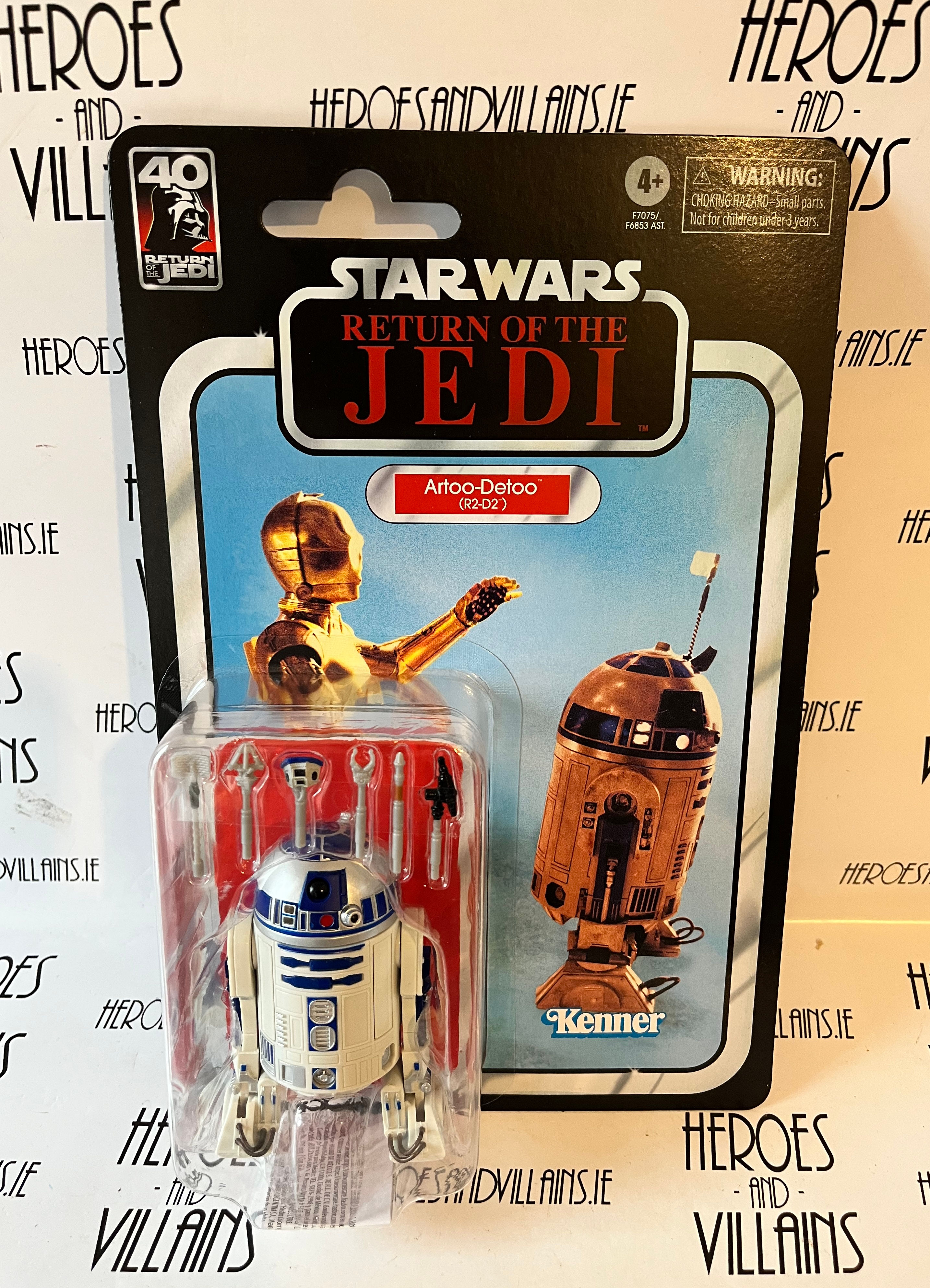 STAR WARS BLACK SERIES 6” ROTJ 40TH ANNIVERSARY R2-D2 (HASBRO 2023)