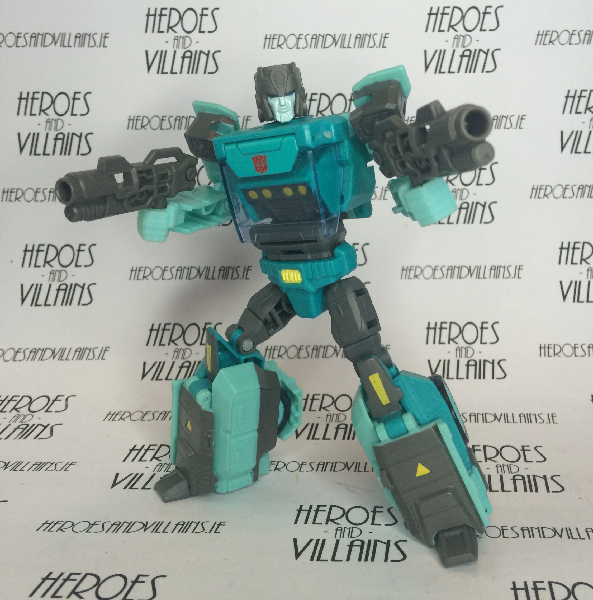 TRANSFORMERS TITANS RETURN AUTOBOT KUP (HASBRO 2017)