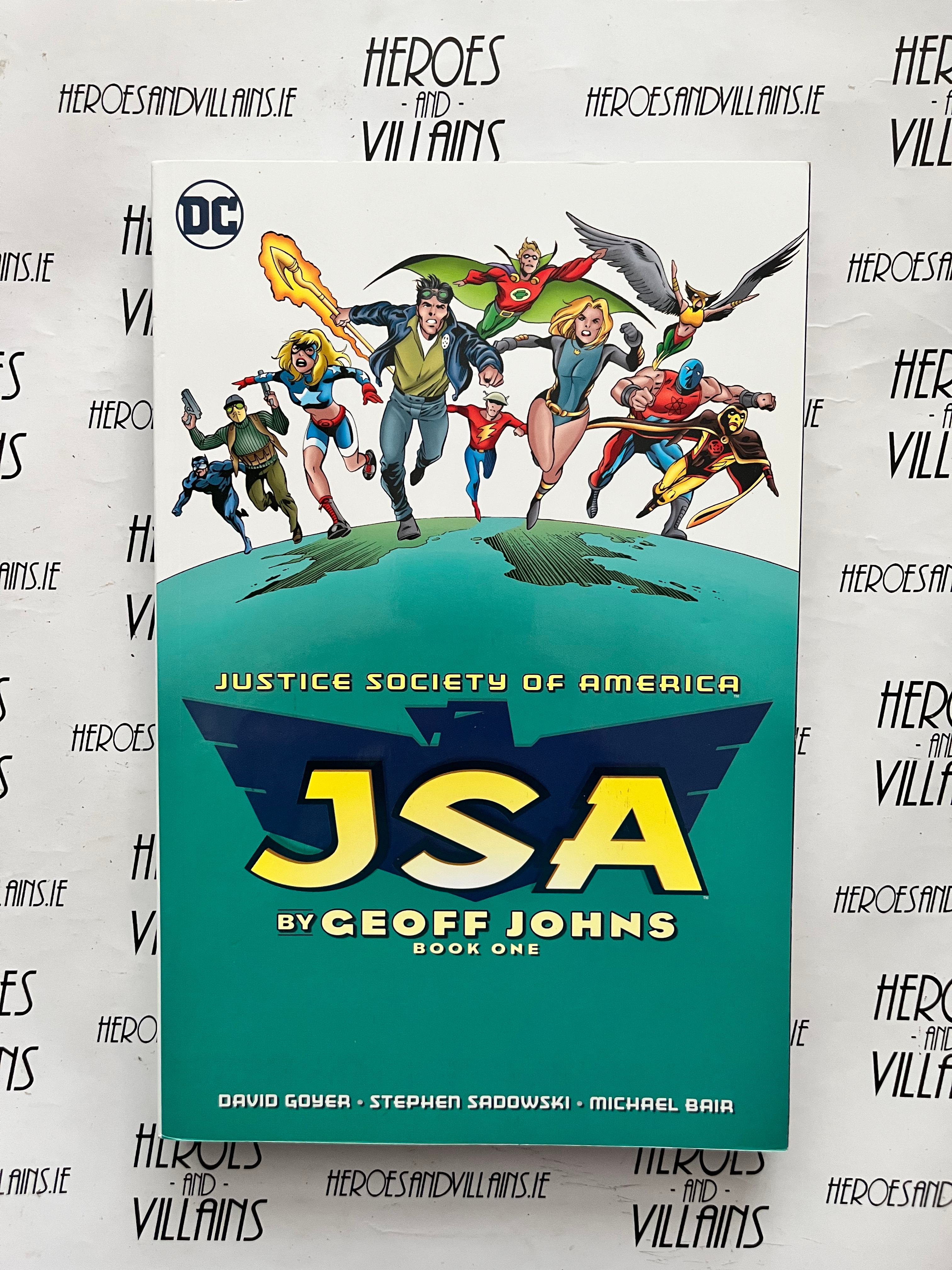 JSA BY GEOFF JOHNS TP BOOK 01 (DC COMICS 2017)