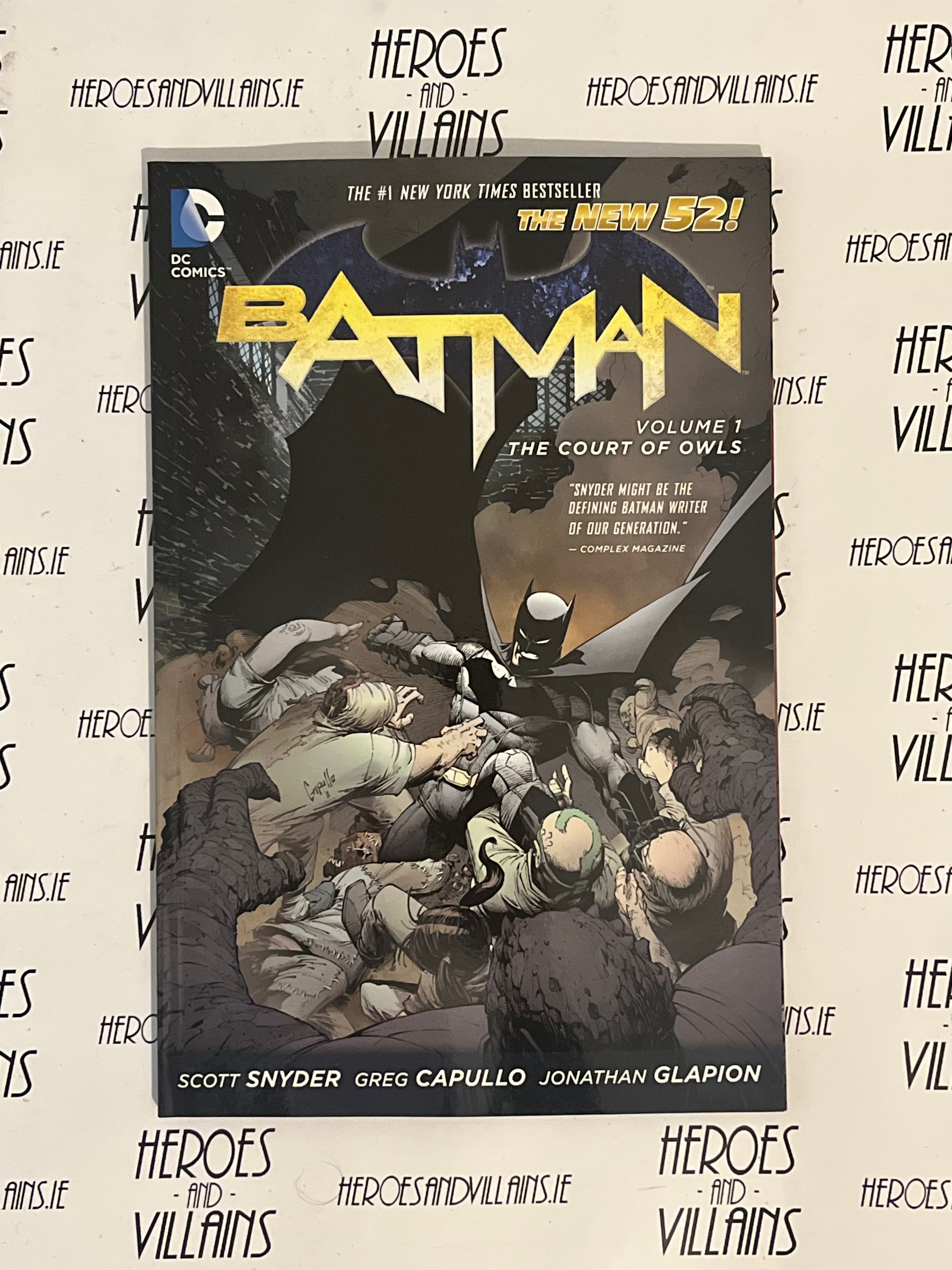 BATMAN VOL 01 THE COURT OF OWLS (N52) TP (DC COMICS 2012)