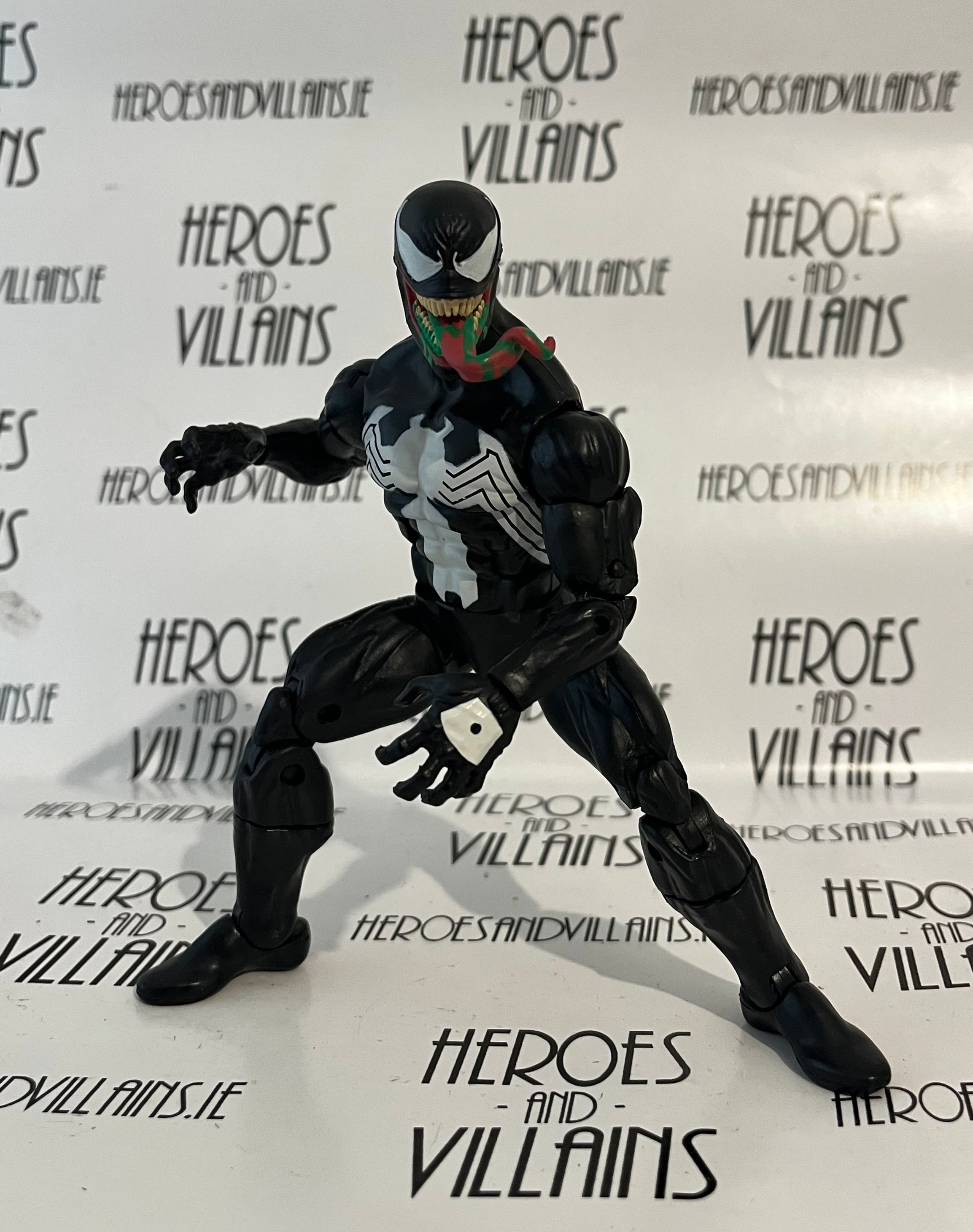 MARVEL LEGENDS ABSORBING MAN BAF WAVE VENOM (HASBRO 2016)