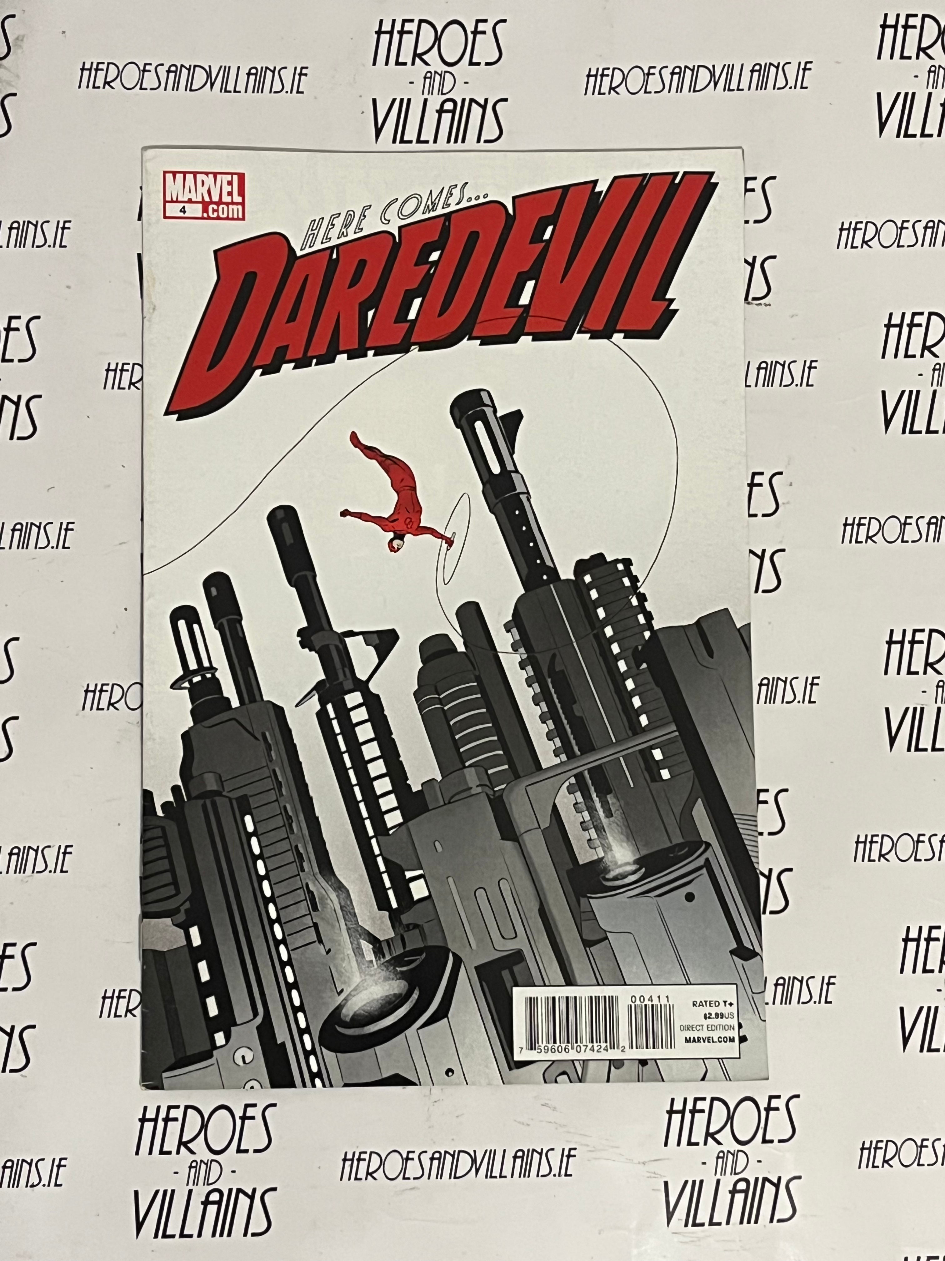 DAREDEVIL #4 (MARVEL COMICS 2011)