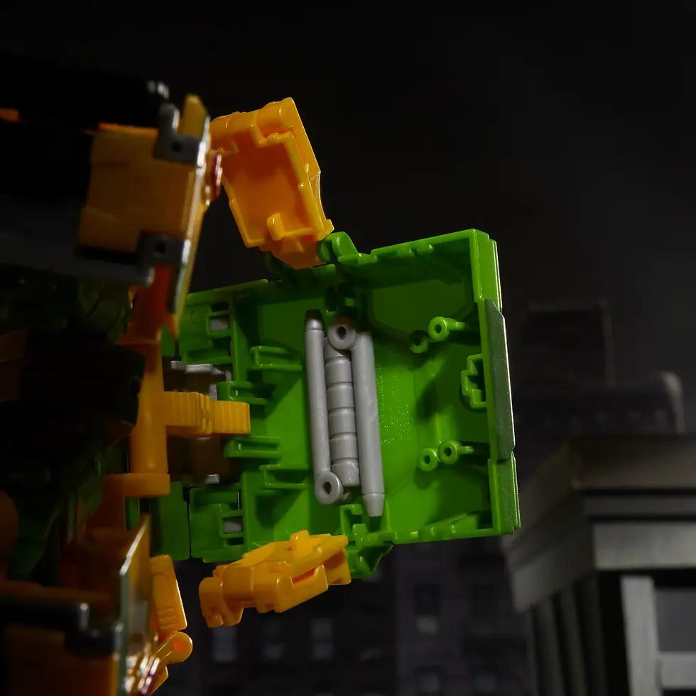 サムネイル： TRANSFORMERS X TMNT CROSSOVER PARTY WALLOP (HASBRO 2024)