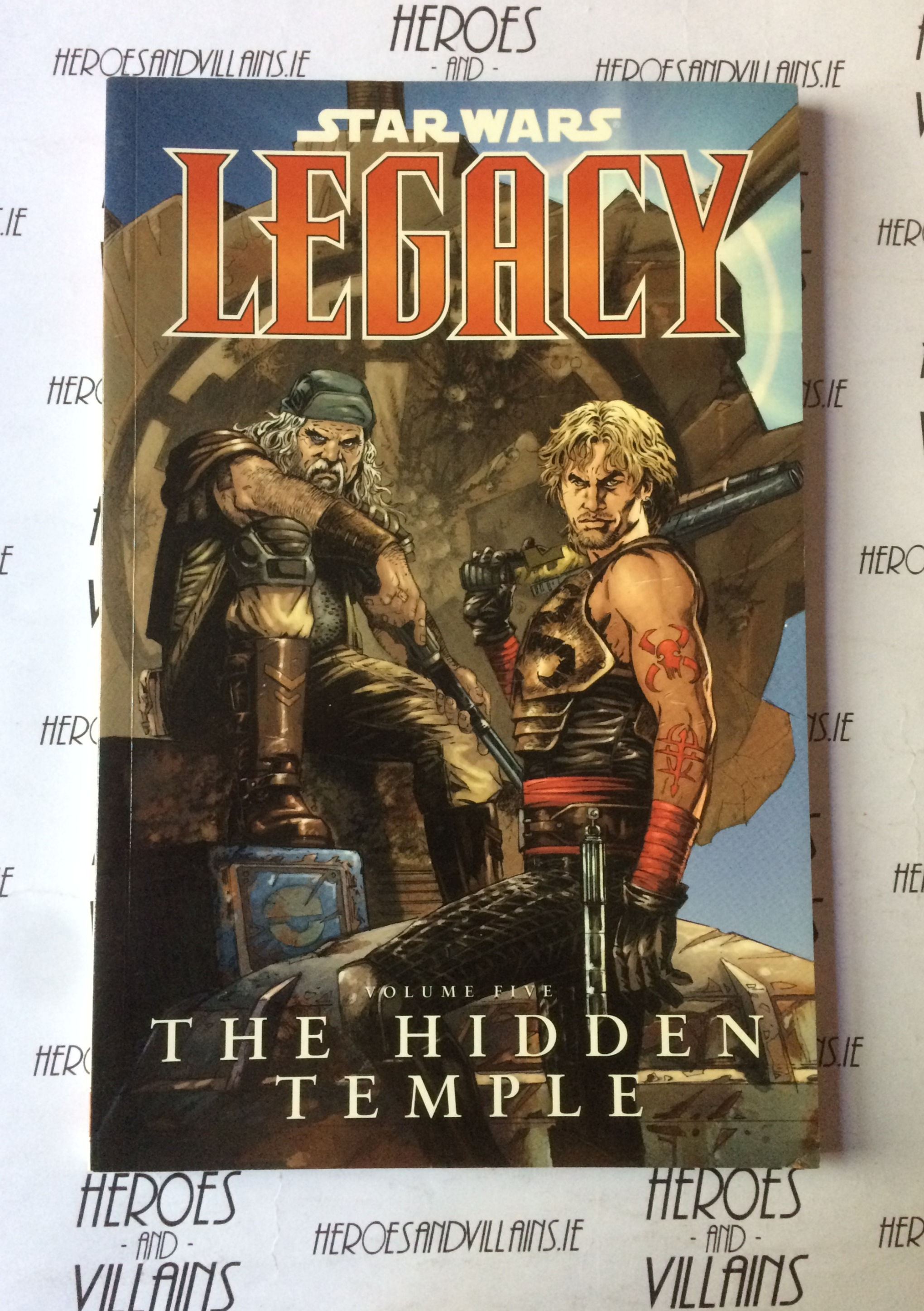 STAR WARS LEGACY VOLUME 5-THE HIDDEN TEMPLE TP (DARK HORSE COMICS 2009)