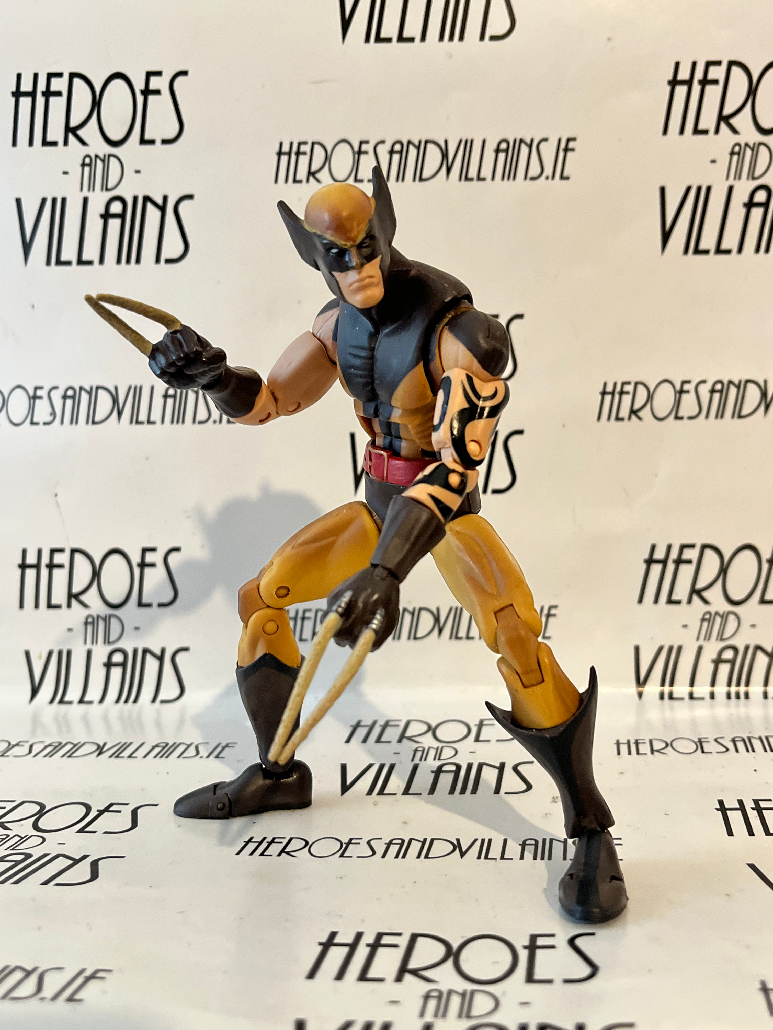 MARVEL LEGENDS ARMIN ZOLA BAF WAVE DARK WOLVERINE DAKEN (HASBRO 2012)