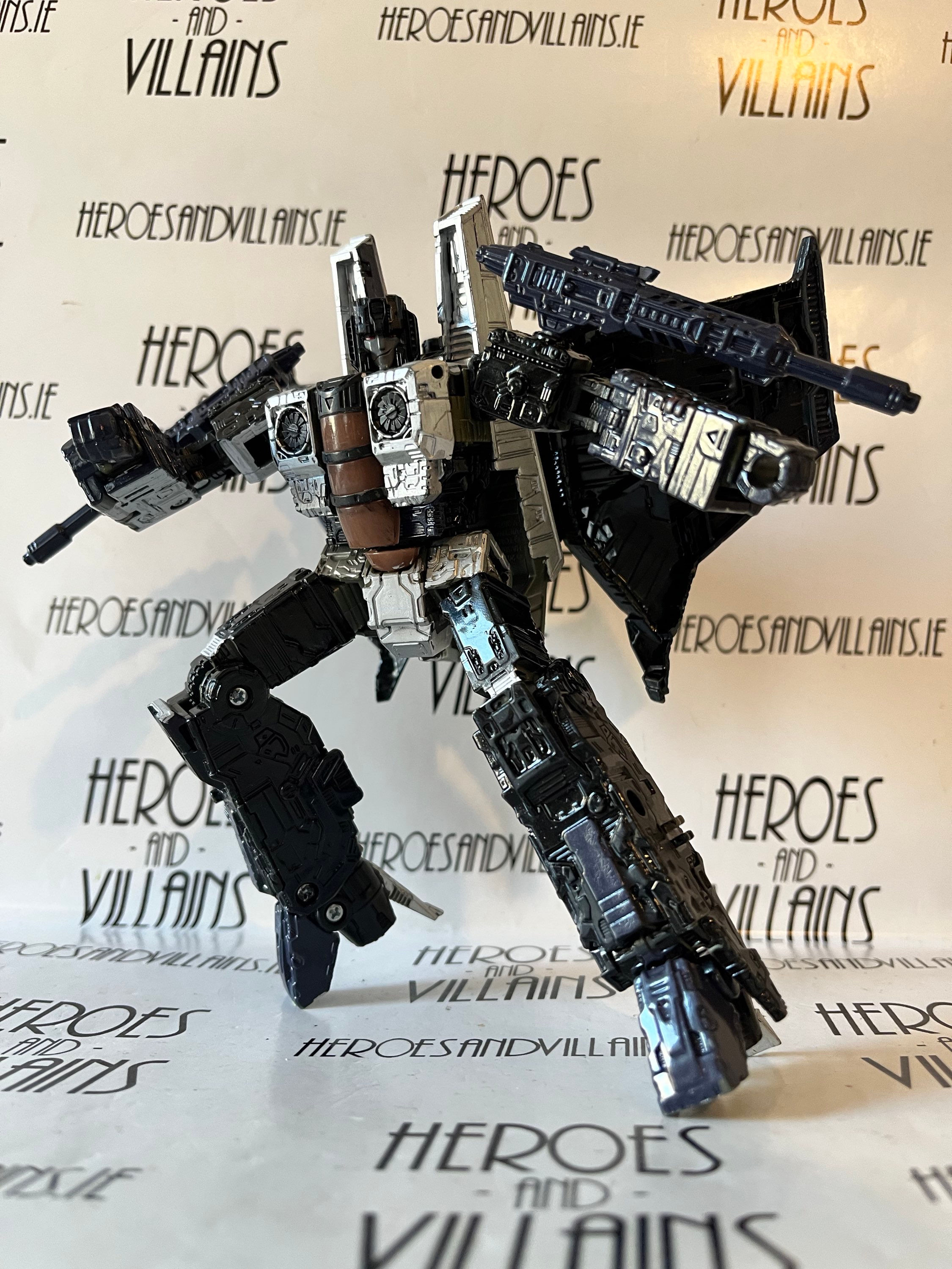 SPARE PARTS: TRANSFORMERS WFC SIEGE VOYAGER DECEPTICON SEEKER (HASBRO)