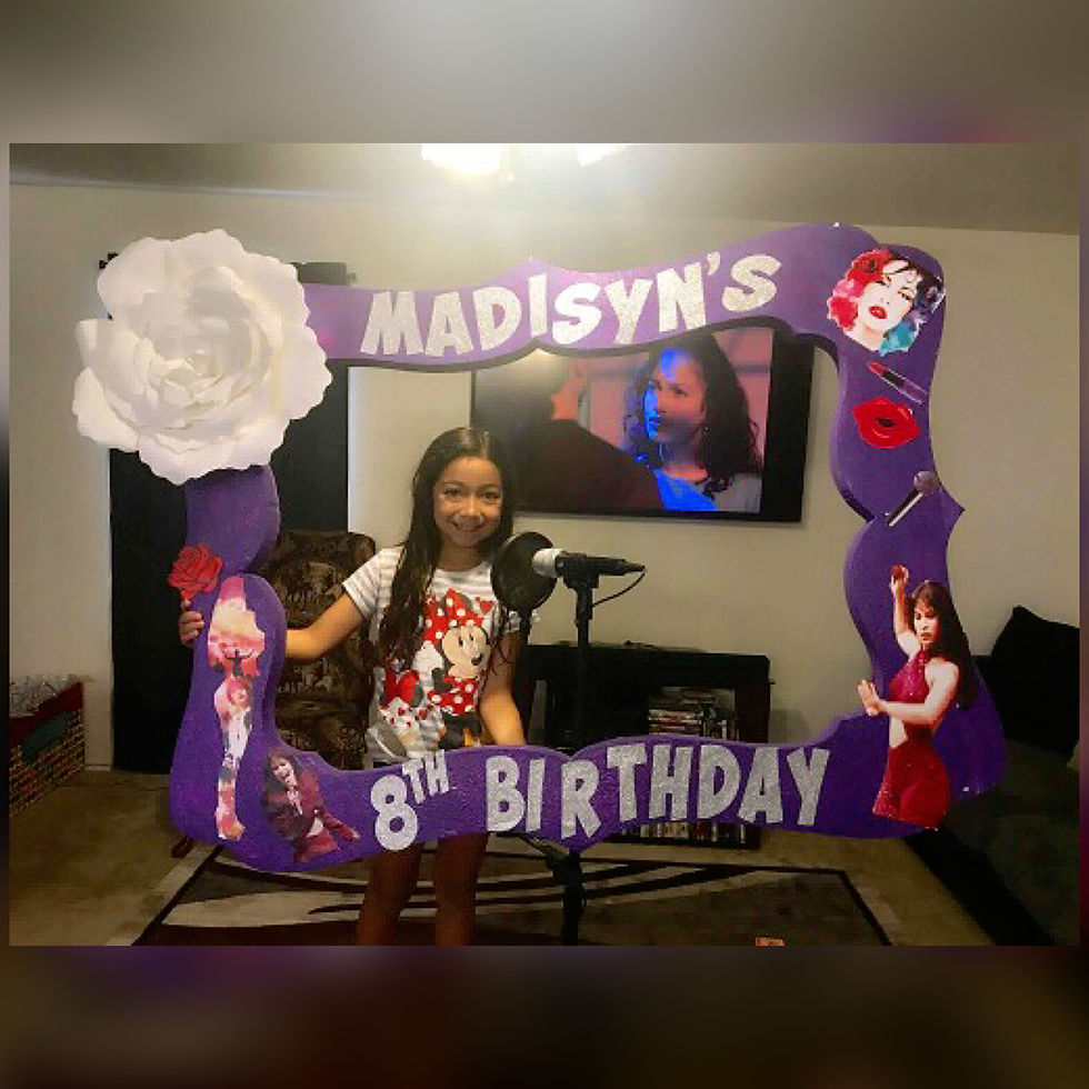 DECO STYROFOAM PHOTO FRAME