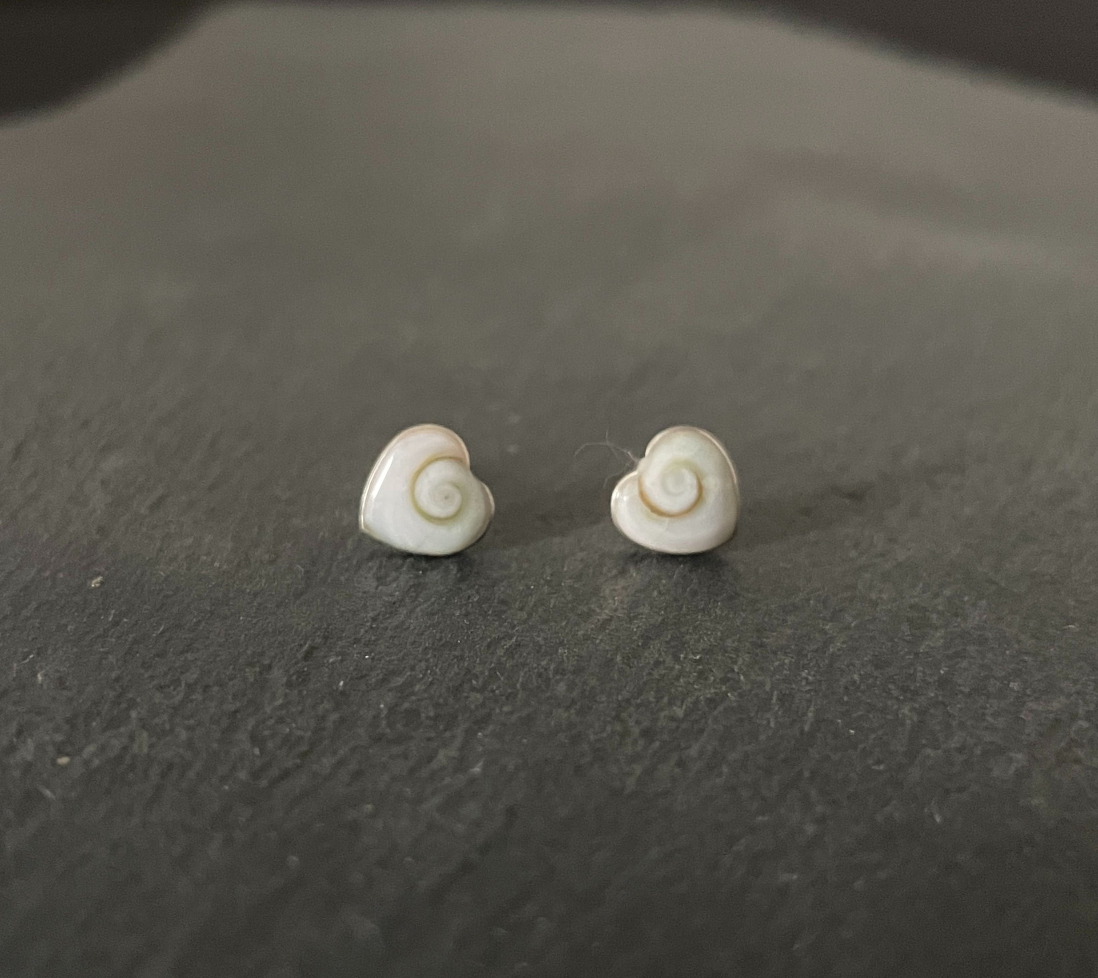 Shiva Shell Heart Stud Earrings