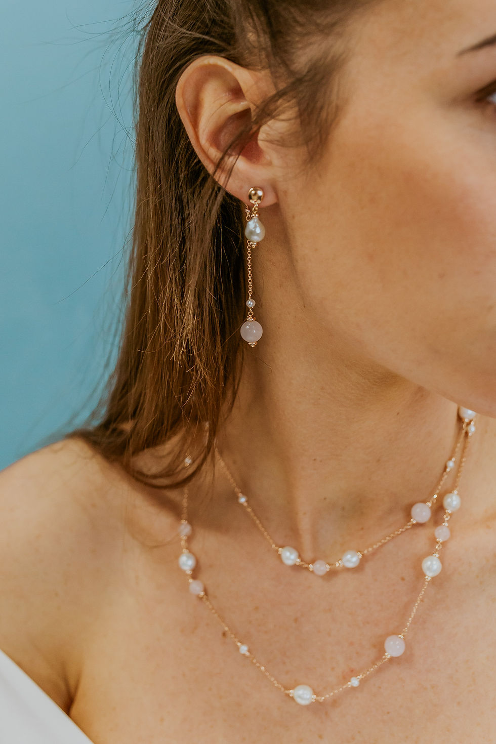 Thumbnail: Indosso Orecchini Argento 925‰ con Perle Acquadolce e Quarzo rosa