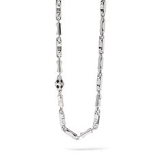 Zilveren colliers met zwarte zirconia uit de Royal Comete Sieraden collectie