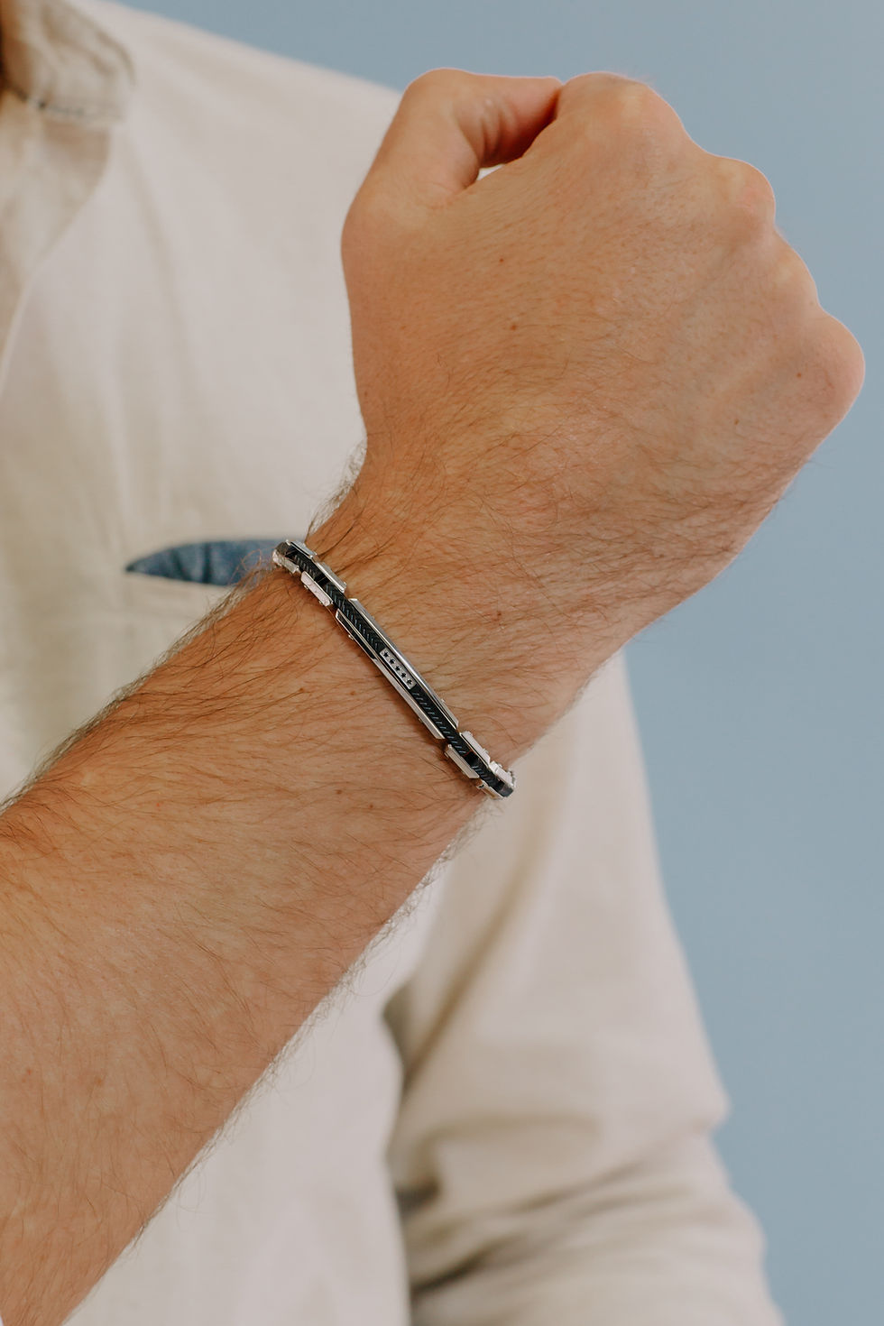 Miniatura: Bracciale faces in Acciaio, PVD nero e spinelli indossato Comete Gioielli