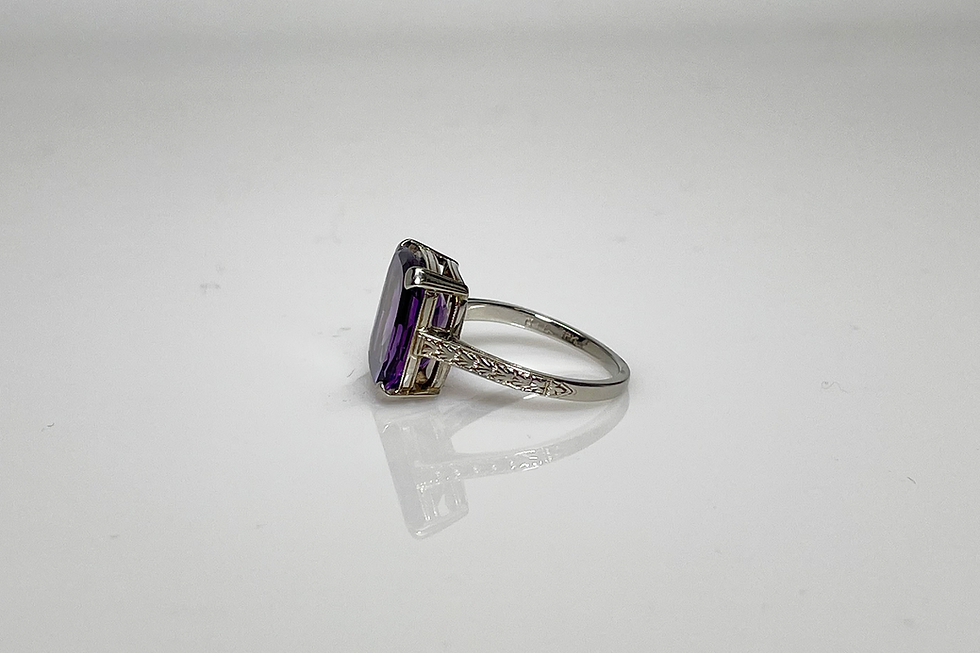 Thumbnail: 18K Antique Amethyst Ring