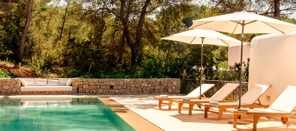 Achat villa de luxe à Ibiza, chasseur de biens immobiliers, maison de prestige