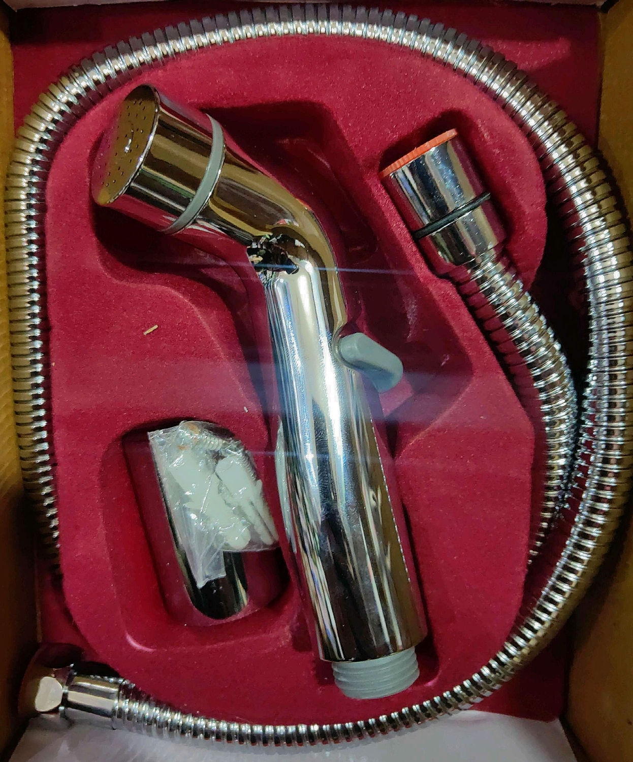 VICTORIA FLIP HEALTH FAUCET