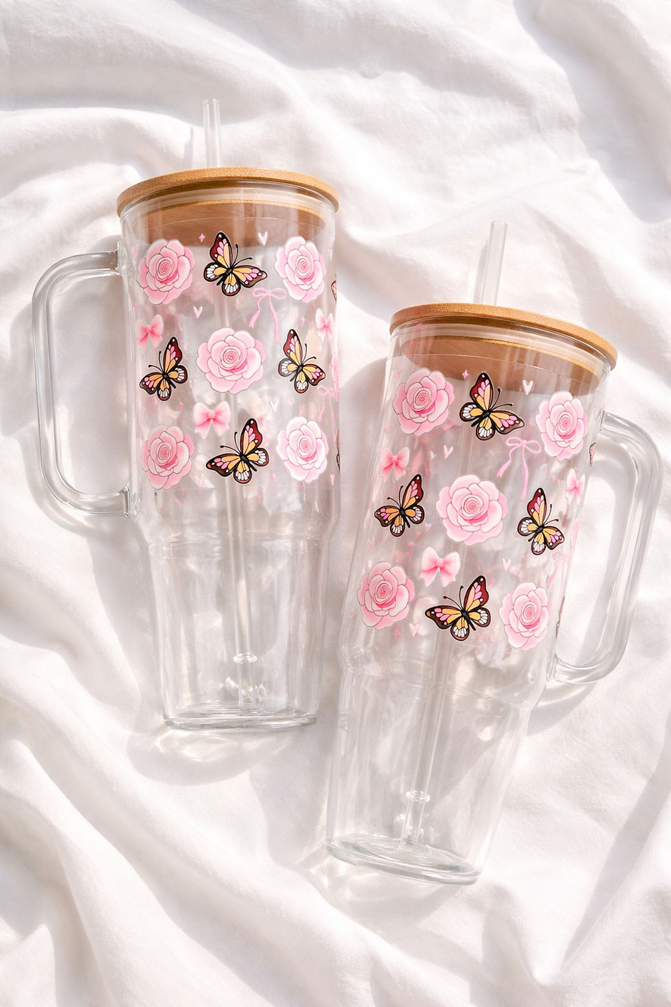 Thumbnail: Butterfly & roses 