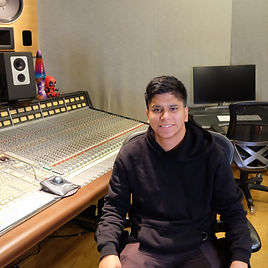 Graduate from SAE Institute of Technology - Atlanta with an Associates Degree of Applied Science in Audio. Recording and Mixing Engineer. Profound in Pro Tools and Logic Pro X. Aside from engineering other skills include producing and songwriting. Started interning at Super Sound Studios and was able to work his way up to an Assistant Engineer. Had the opportunity to assist sessions for 2 Chainz, Big Boogie, and Playboi Carti to name a few.