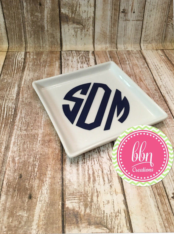 Thumbnail: Personalized Jewelry Plate