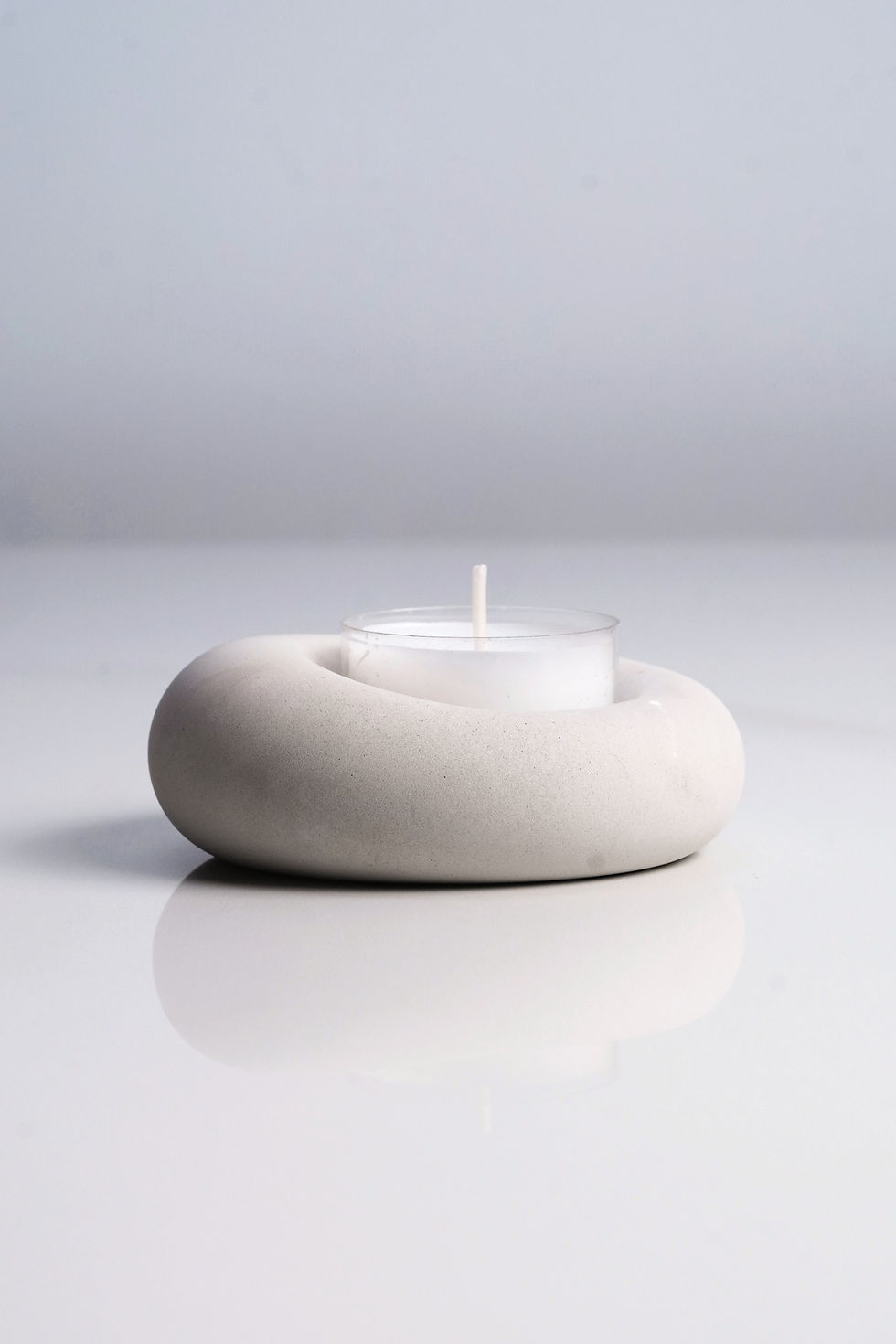 Thumbnail: Concrete Tealight Holder