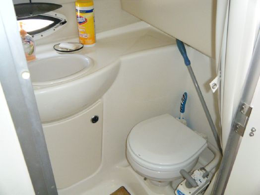 섬네일: 24' Bayliner 245 CIERA