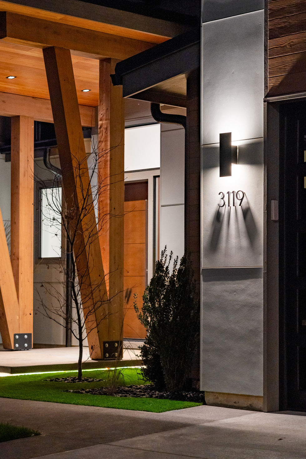 Lot 18 front mobile shot