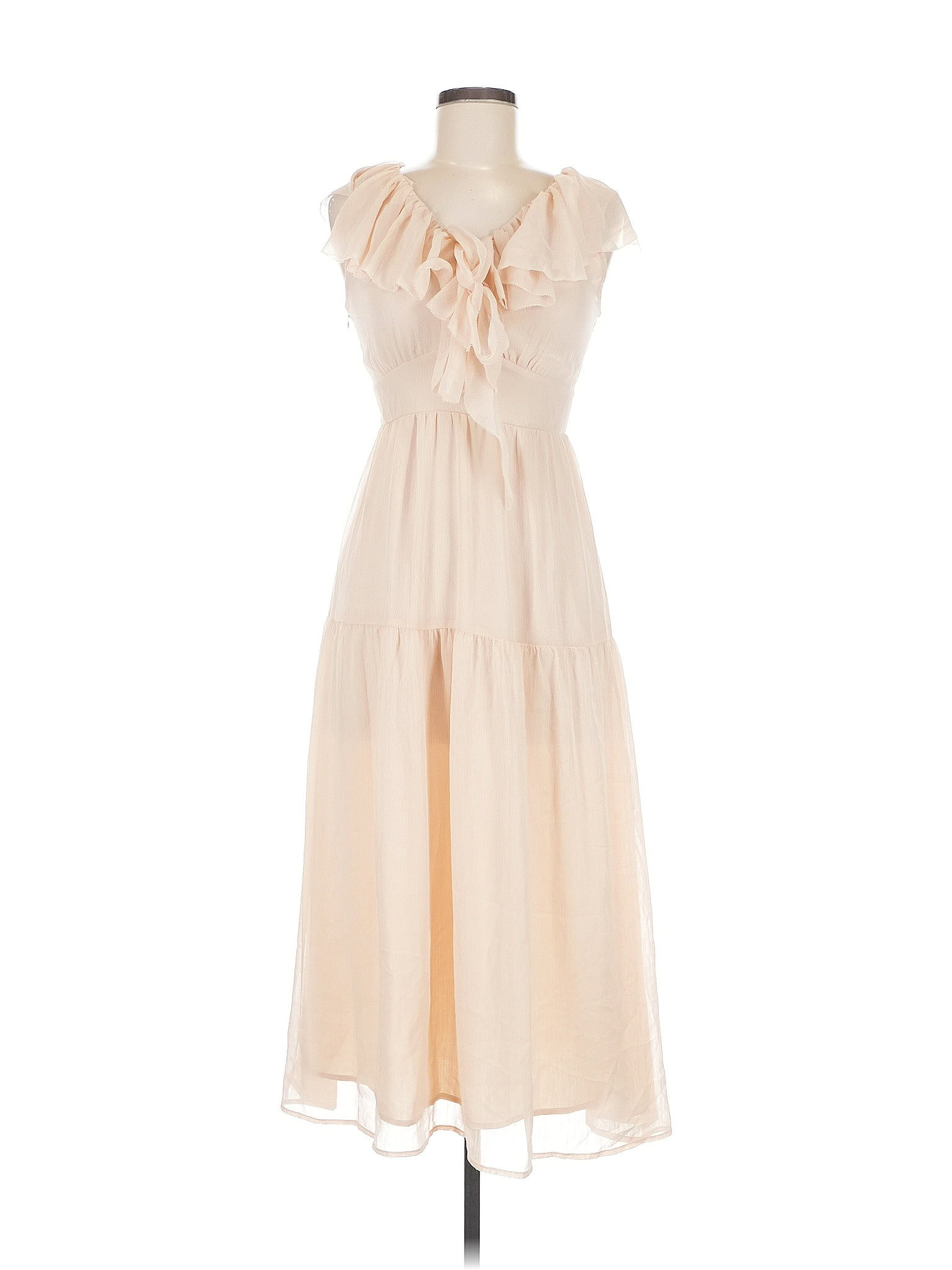 Soft peach midi dress with a romantic and feminine design
