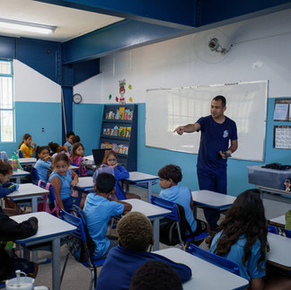 Alunos da Escola Carlos Drummond Andrade participam de atividade do Projeto Eu Passarinho em Ipatinga