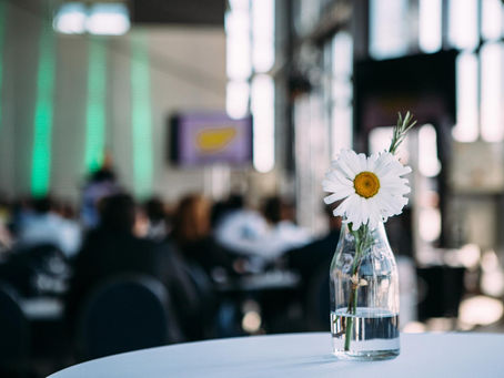 Versatile Spaces, Stronger Outcomes: Elevate Corporate Seminars and Banquets in a Serene Setting