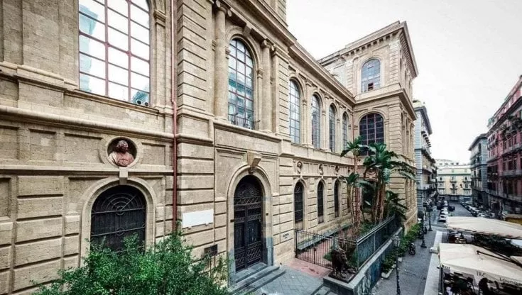 facciata in tufo