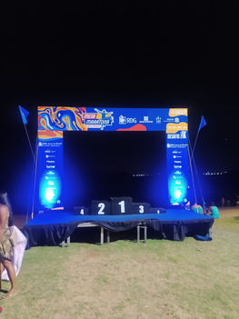 Portal_ Backdrop _ palco 5x2m _ iluminação.jpeg