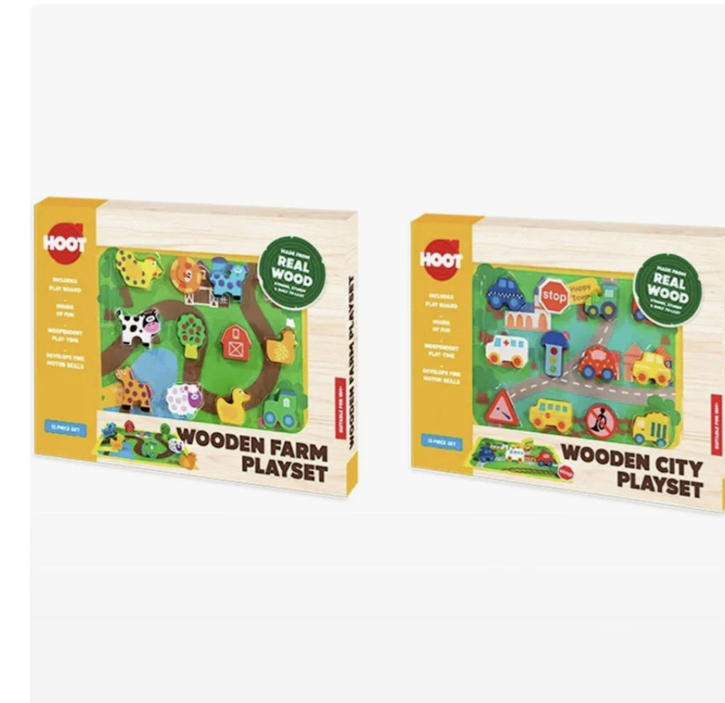 Wooden Play Set - random sent